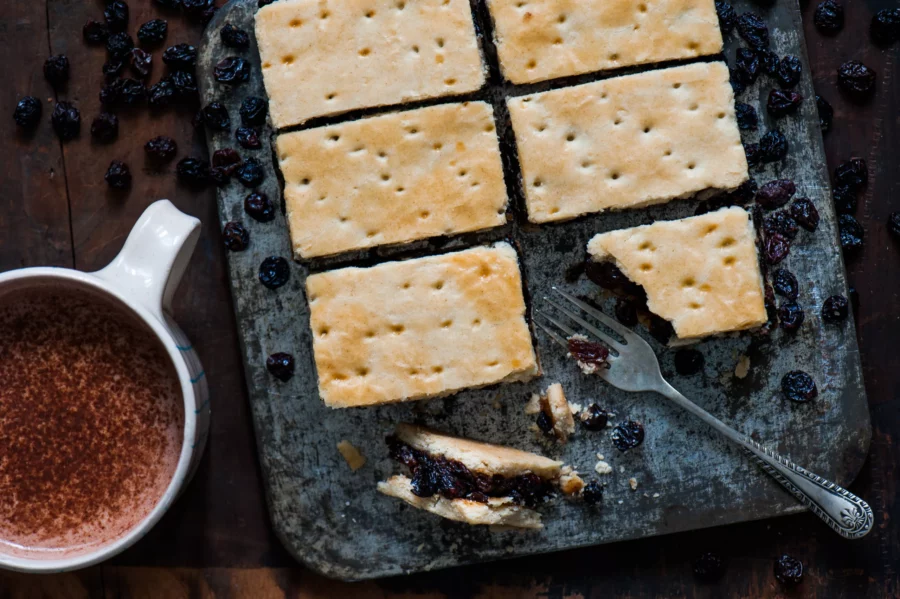 Fruit Slice by Williams Handbaked - Image 2